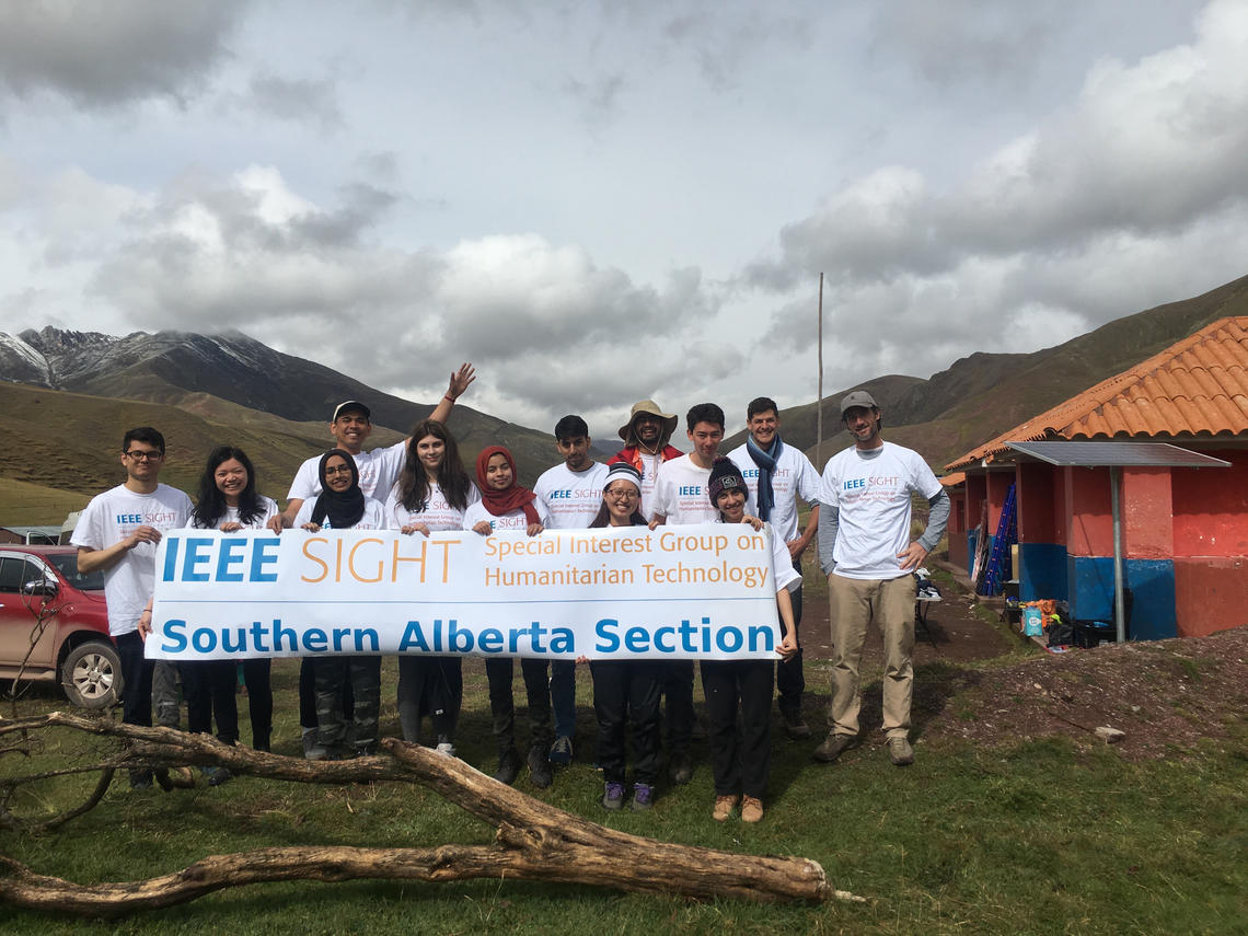 Schulich School of Engineeering students in Peru