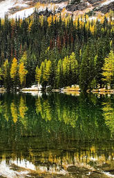 O'Brien Lake is often hiked in conjunction with Taylor Lake, near Lake Louise.