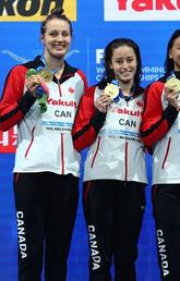 U of C's Rebecca Smith helps Canada swim to another gold at worlds