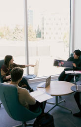 Group work is made easier in the Hunter Hub’s Disruption Den on the fourth floor of Hunter Student Commons. 