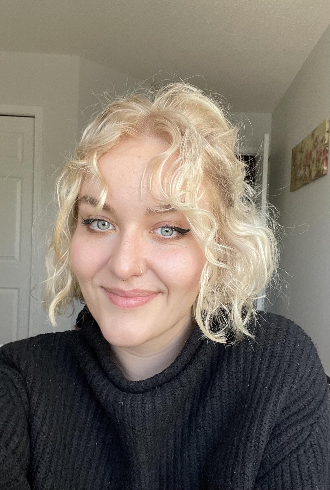 Jess Headshot