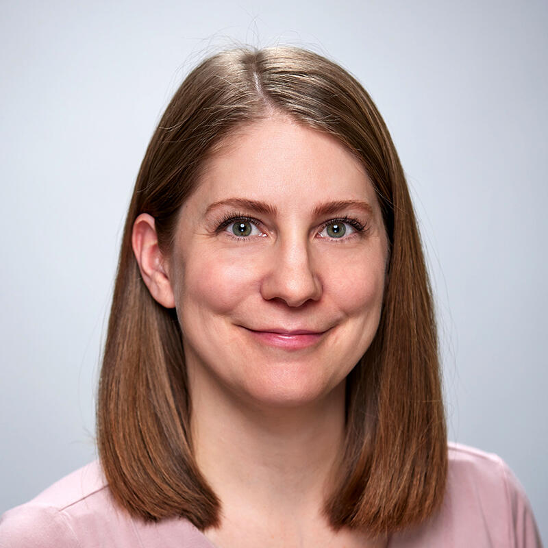 Photo of Sarah Thauvette